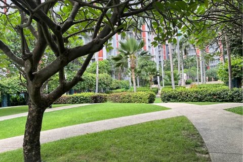 Condominio de 4 dormitorios en Sathon, Bangkok, Tailandia № 142971 - foto 9