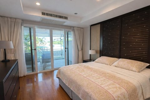Apartment in Phuket, Thailand 2 bedrooms № 209712 - photo 7