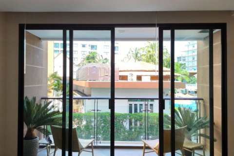 Apartamento de 1 dormitorio en Kata, Tailandia № 209708 - foto 15