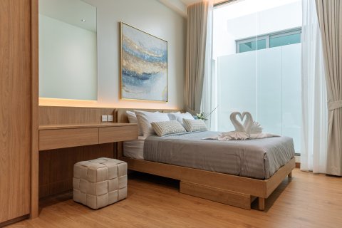 Chalet de 3 dormitorios en Phuket, Tailandia № 170596 - foto 11