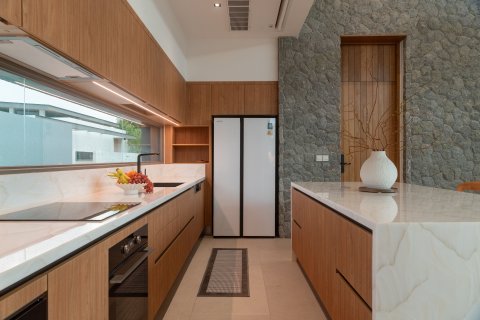 Chalet de 3 dormitorios en Phuket, Tailandia № 170596 - foto 2