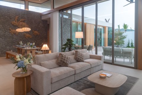 Villa in Phuket, Thailand 3 Schlafzimmer № 170596