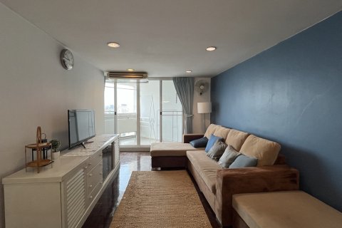 Condo in Watthana, Bangkok, Thailand, 2 bedrooms № 201206 - photo 5