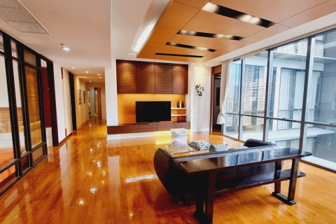 Eigentumswohnung in Watthana, Bangkok, Thailand, 4 Schlafzimmer  № 201207 - Foto 6