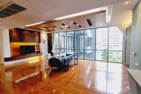 Eigentumswohnung in Watthana, Bangkok, Thailand, 4 Schlafzimmer  № 201207 - Foto 10