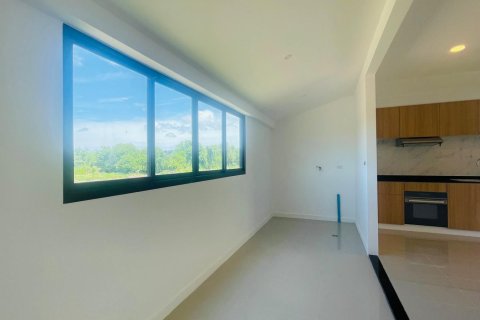 Chalet de 3 dormitorios en Phuket, Tailandia № 169156 - foto 8