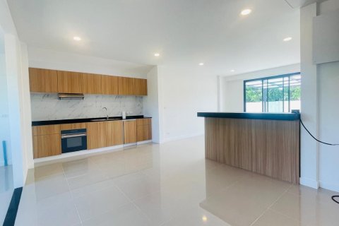 Chalet de 3 dormitorios en Phuket, Tailandia № 169156 - foto 7