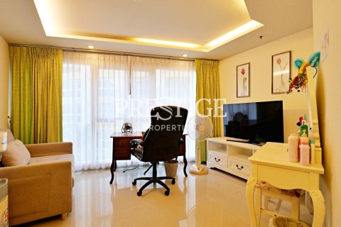Condo in Pattaya, Thailand, 2 bedrooms  № 198662 - photo 11