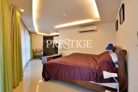 Condo in Pattaya, Thailand, 2 bedrooms  № 198662 - photo 7