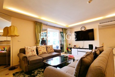 Condo in Pattaya, Thailand, 2 bedrooms  № 198662 - photo 3