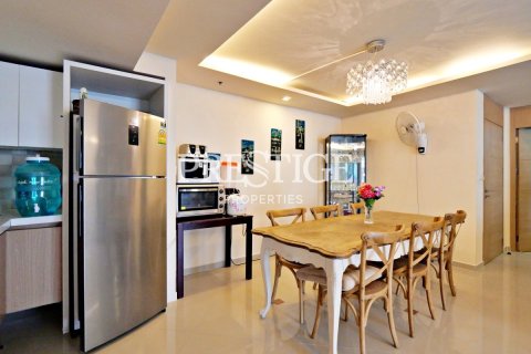 Condo in Pattaya, Thailand, 2 bedrooms  № 198662 - photo 5