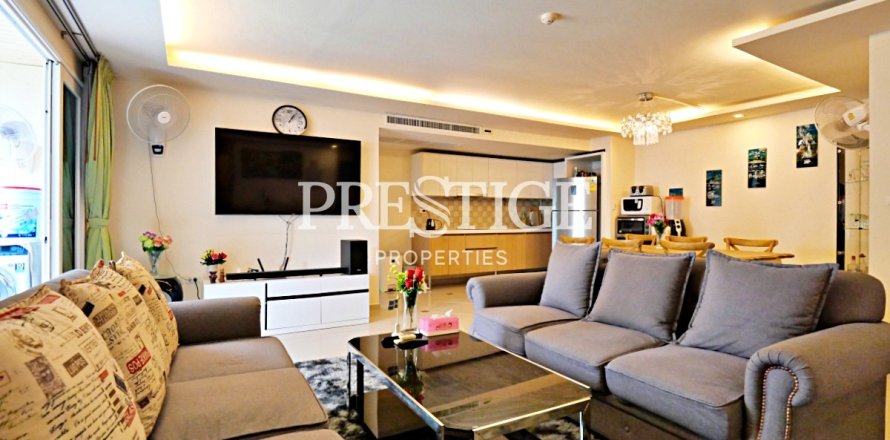 Condo in Pattaya, Thailand, 2 bedrooms  № 198662