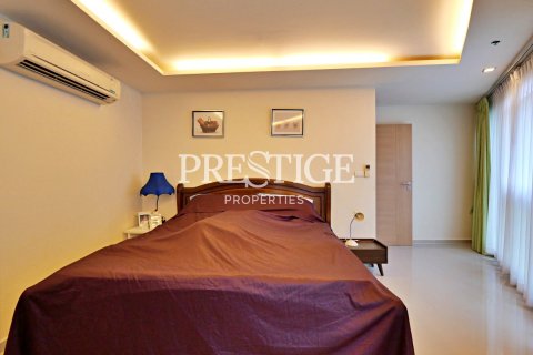 Condo in Pattaya, Thailand, 2 bedrooms  № 198662 - photo 8