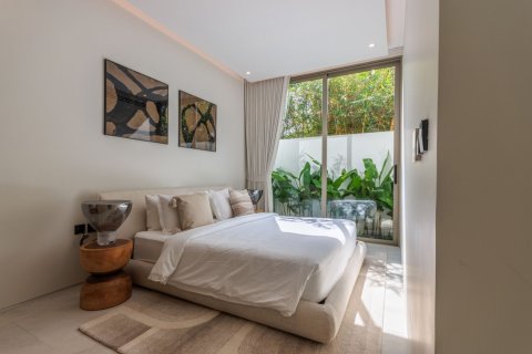 Chalet de 5 dormitorios en Phuket, Tailandia № 136498 - foto 25