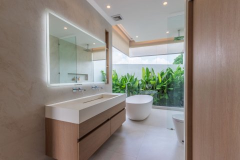 Chalet de 5 dormitorios en Phuket, Tailandia № 136498 - foto 13