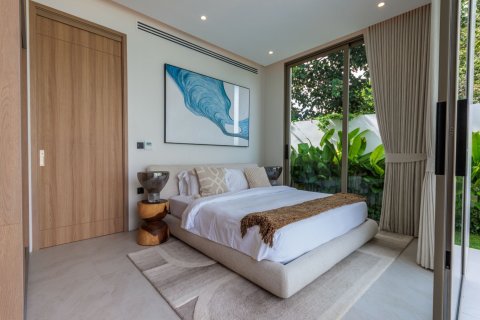 Chalet de 5 dormitorios en Phuket, Tailandia № 136498 - foto 30