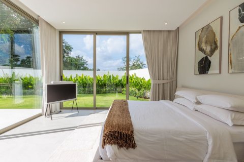 Chalet de 5 dormitorios en Phuket, Tailandia № 136498 - foto 16