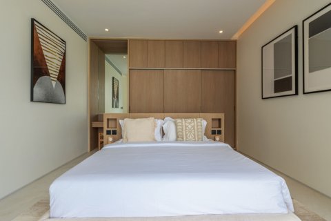 Chalet de 5 dormitorios en Phuket, Tailandia № 136498 - foto 20