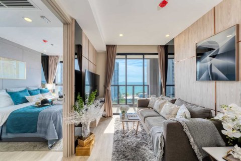 Condominio de 2 dormitorios en Pattaya, Tailandia № 166849 - foto 2