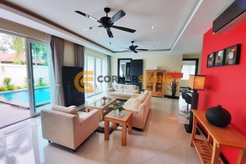 Estudio en Pattaya, Tailandia № 163946 - foto 16