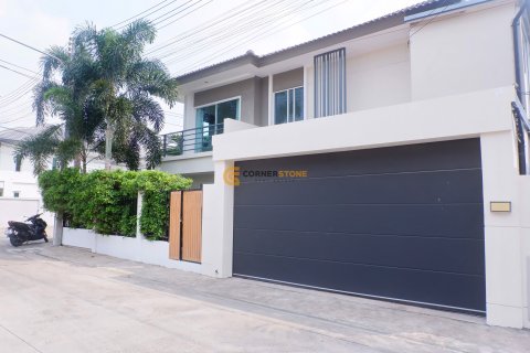 Studio in Pattaya, Thailand № 163945