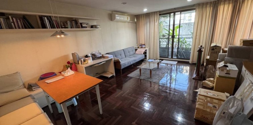 Condominio de 1 dormitorio en Khlong Toei, Bangkok, Tailandia № 172672