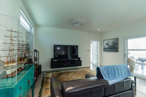 Chalet de 3 dormitorios en Hua Hin, Tailandia № 172674 - foto 6