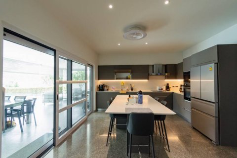 Chalet de 3 dormitorios en Hua Hin, Tailandia № 172674 - foto 5