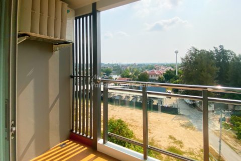 Estudio en el condominio en Pattaya, Tailandia № 205191 - foto 11