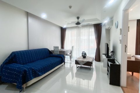 Condo in Bang Lamung, Thailand, 1 bedroom  № 205196