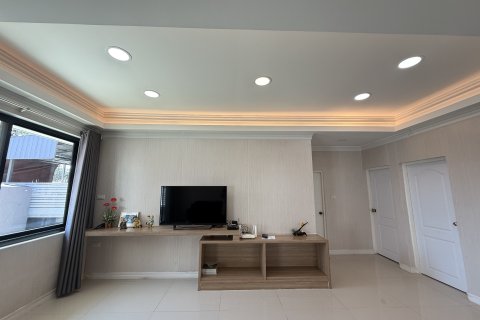 Casa de 4 dormitorios en Hua Hin, Tailandia № 156598 - foto 4