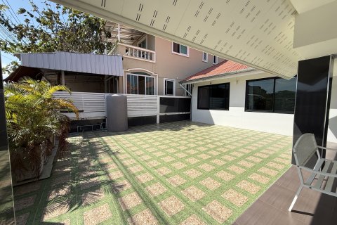 Casa de 4 dormitorios en Hua Hin, Tailandia № 156598 - foto 20