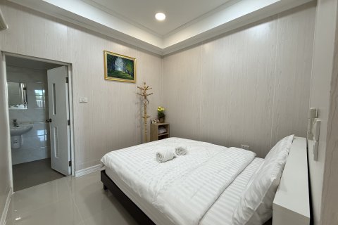 Casa de 4 dormitorios en Hua Hin, Tailandia № 156598 - foto 7