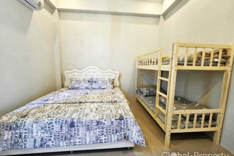 Casa de 3 dormitorios en Pattaya, Tailandia № 113614 - foto 9