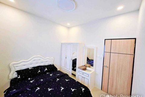 Casa de 3 dormitorios en Pattaya, Tailandia № 113614 - foto 6