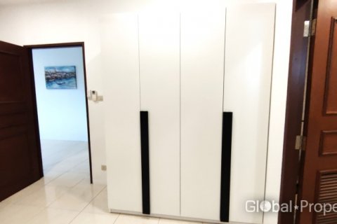 Condominio de 3 dormitorios en Pattaya, Tailandia № 113619 - foto 13