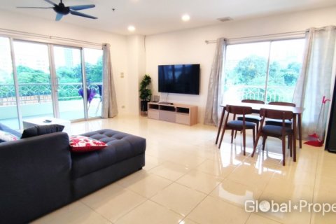 Condominio de 3 dormitorios en Pattaya, Tailandia № 113619 - foto 2