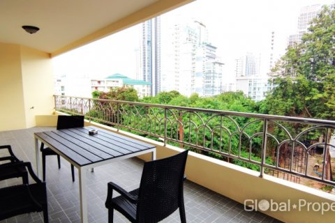 Condominio de 3 dormitorios en Pattaya, Tailandia № 113619 - foto 22