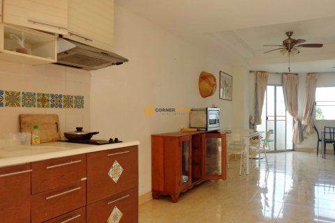 Condominio de 1 dormitorio en Jomtien Beach, Pattaya, Tailandia № 204989 - foto 2