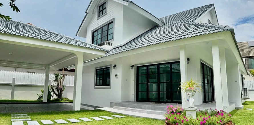 Villa in Pattaya, Thailand 4 Schlafzimmer № 233918