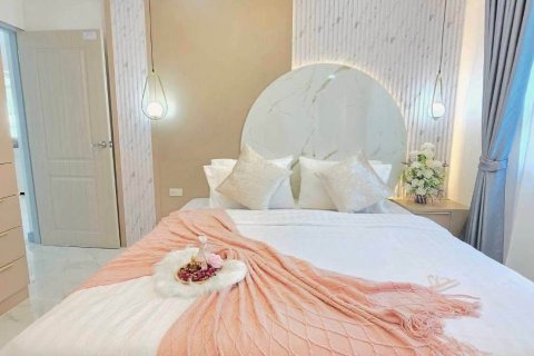 Villa in Pattaya, Thailand 4 Schlafzimmer № 233918 - Foto 15