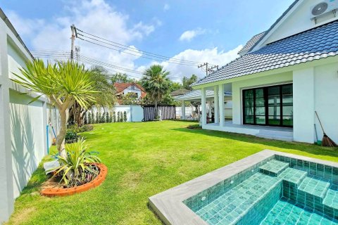 Villa in Pattaya, Thailand 4 Schlafzimmer № 233918 - Foto 4