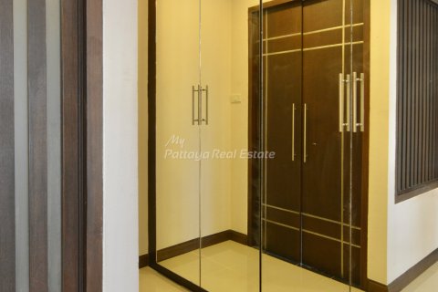 Eigentumswohnung in Bang Lamung, Thailand, 2 Schlafzimmer  № 233922 - Foto 11