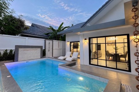 Villa in Pattaya, Thailand 3 Schlafzimmer № 233920 - Foto 2