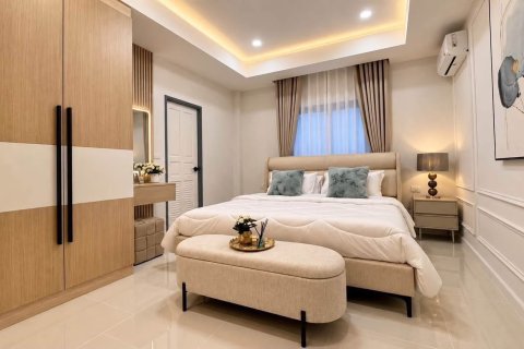 Villa in Pattaya, Thailand 3 Schlafzimmer № 233920 - Foto 13