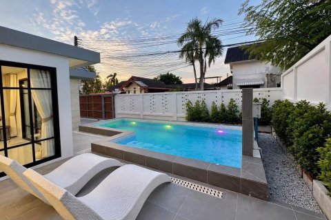 Villa in Pattaya, Thailand 3 Schlafzimmer № 233920 - Foto 4