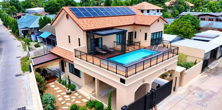 Villa in Pattaya, Thailand 5 Schlafzimmer № 233917