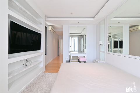 Condo à Bangkok, Thaïlande, 2 chambres  № 210156 - photo 7