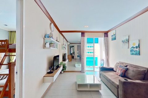 Condo in Hua Hin, Thailand, 2 bedrooms  № 156991 - photo 2