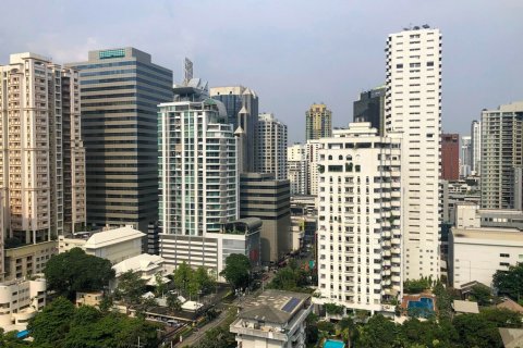 Condo in Bangkok, Thailand, 3 bedrooms  № 66076